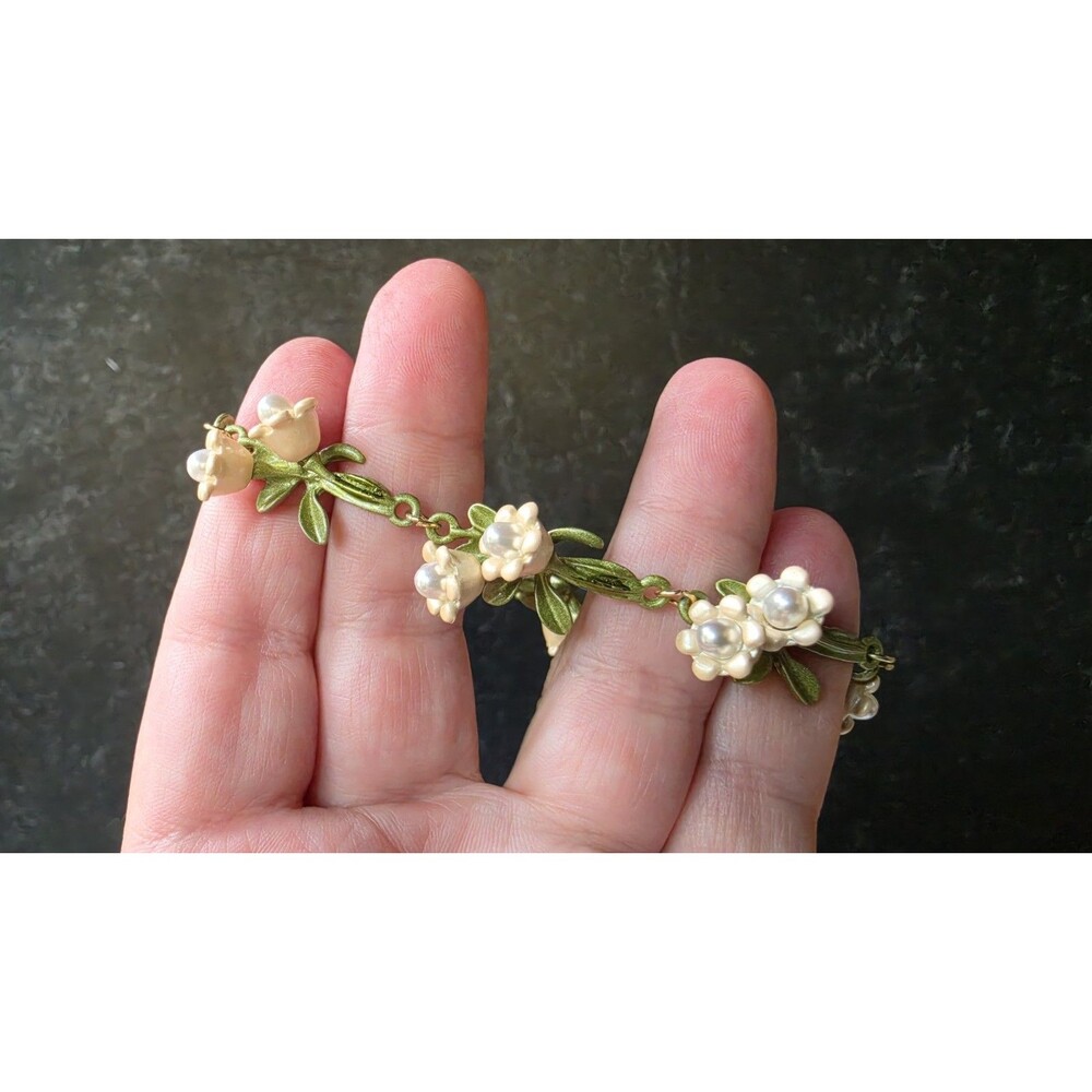 Faux Pearl Floral Adjustable Bracelet Costume Jewelry READ Description